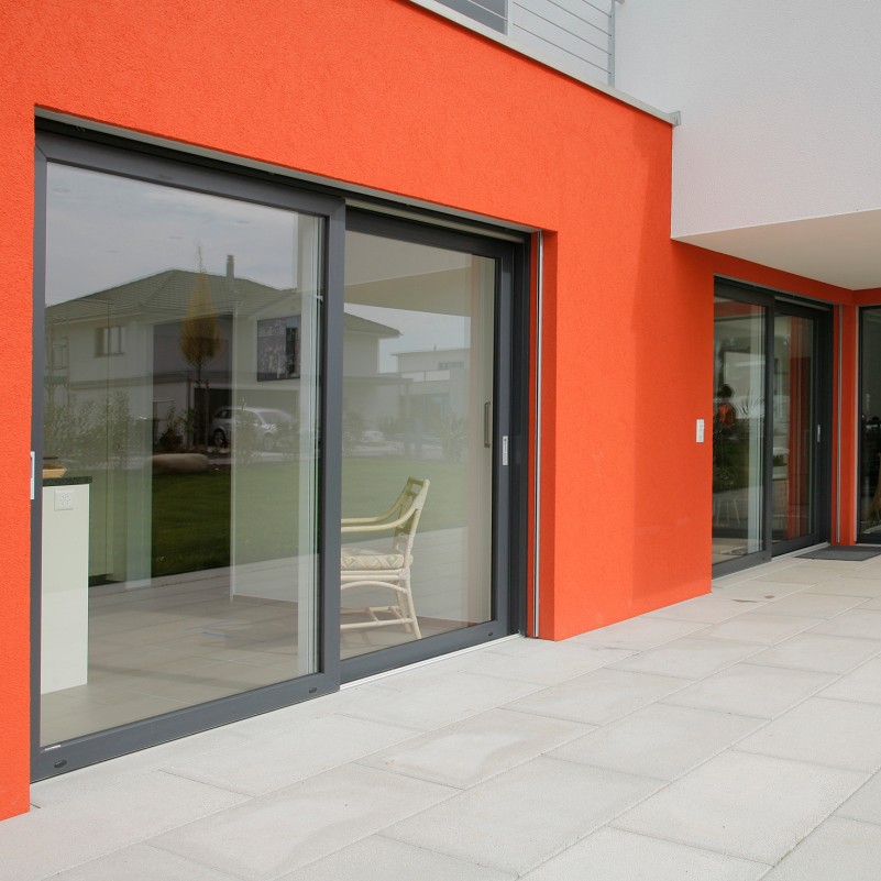 VEKA Motion 82